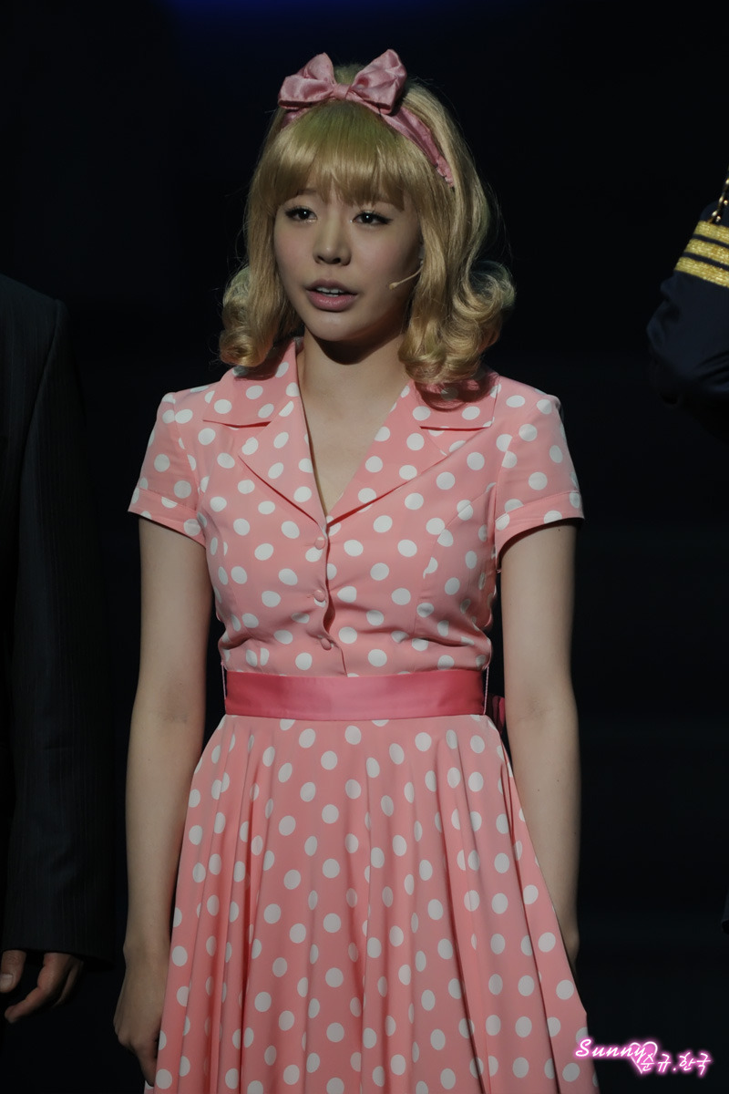 [OTHER][12-06-2012]Selca mới nhất của Sunny và Park Kwang Hyun tại hậu trường "Catch Me If You Can"  - Page 12 145AC6434FAE8DDB0EB119
