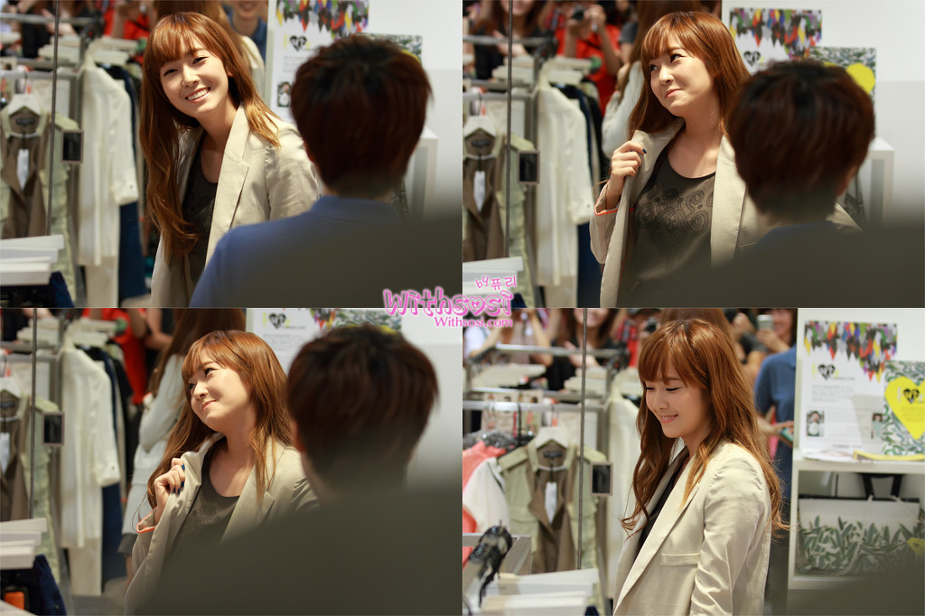 [PIC][15-06-2012]Jessica ghé thăm cửa hàng "COMING STEP" tại Gangnam vào trưa nay - Page 2 172B844C4FDB3CD6293711