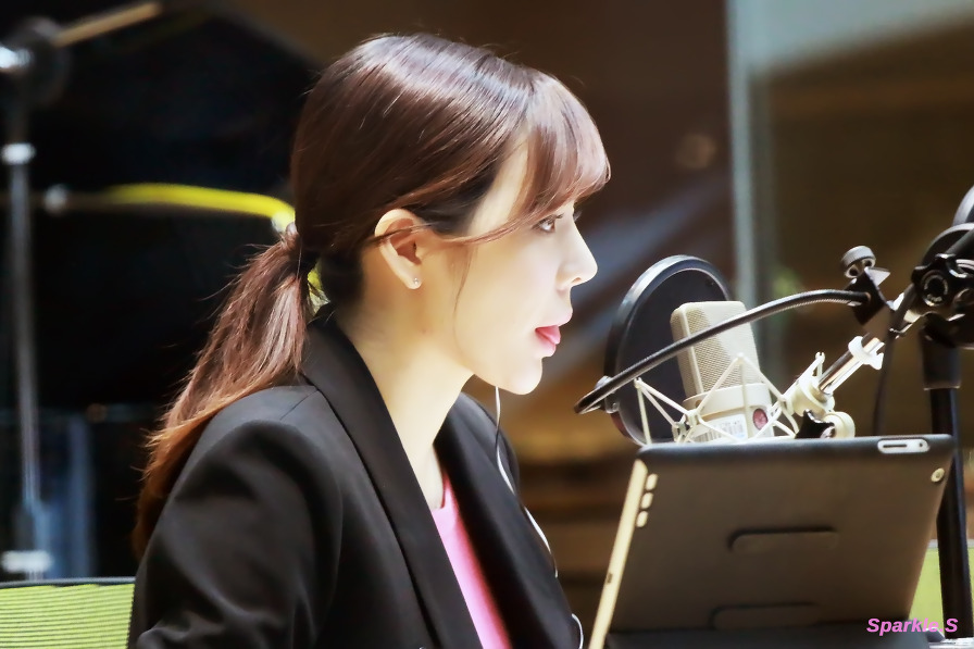 [OTHER][06-02-2015]Hình ảnh mới nhất từ DJ Sunny tại Radio MBC FM4U - "FM Date" - Page 10 2207C54D5546381833C2ED