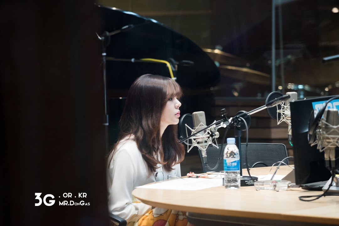 [OTHER][06-02-2015]Hình ảnh mới nhất từ DJ Sunny tại Radio MBC FM4U - "FM Date" - Page 11 2411BB45554CADFE33B897