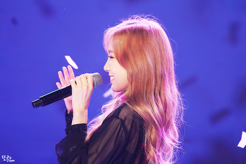[PIC][11-11-2014]TaeTiSeo biểu diễn tại "Passion Concert 2014" ở Seoul Jamsil Gymnasium vào tối nay 2423263F546476E516A524