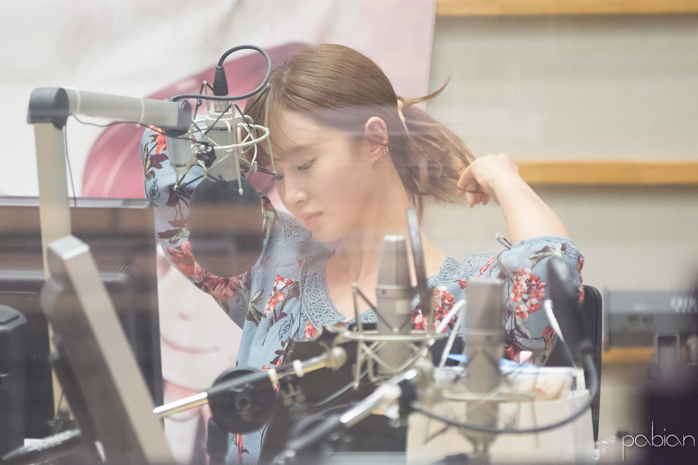 [PIC][23/24/25/26-06-2016] Yuri làm DJ đặc biệt cho "Radio KBS Cool FM Sukira" vào tối nay  - Page 3 2603C04D577360F907D82B