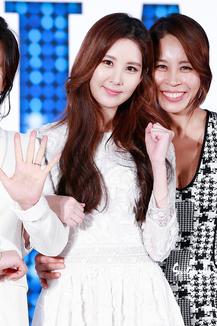 [OTHER][08-12-2015]SeoHyun tham dự vở nhạc kịch mới mang tên "Mamma Mia!" 27216A345694CA511DB274