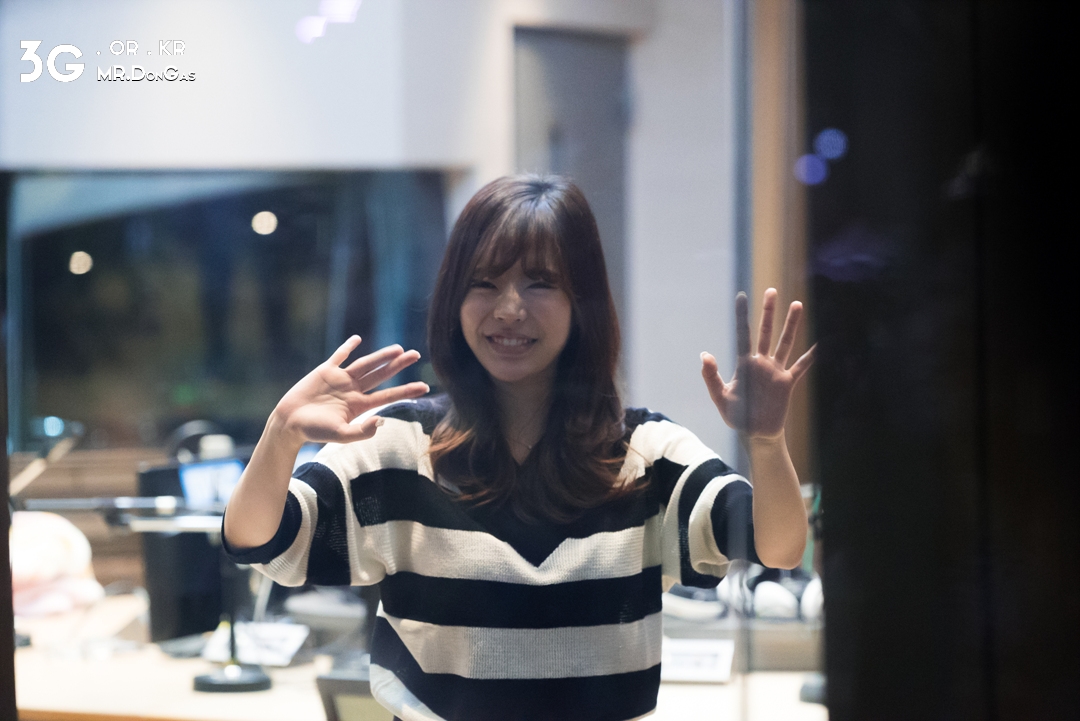 [OTHER][06-02-2015]Hình ảnh mới nhất từ DJ Sunny tại Radio MBC FM4U - "FM Date" - Page 9 210E4C365542629E07F792